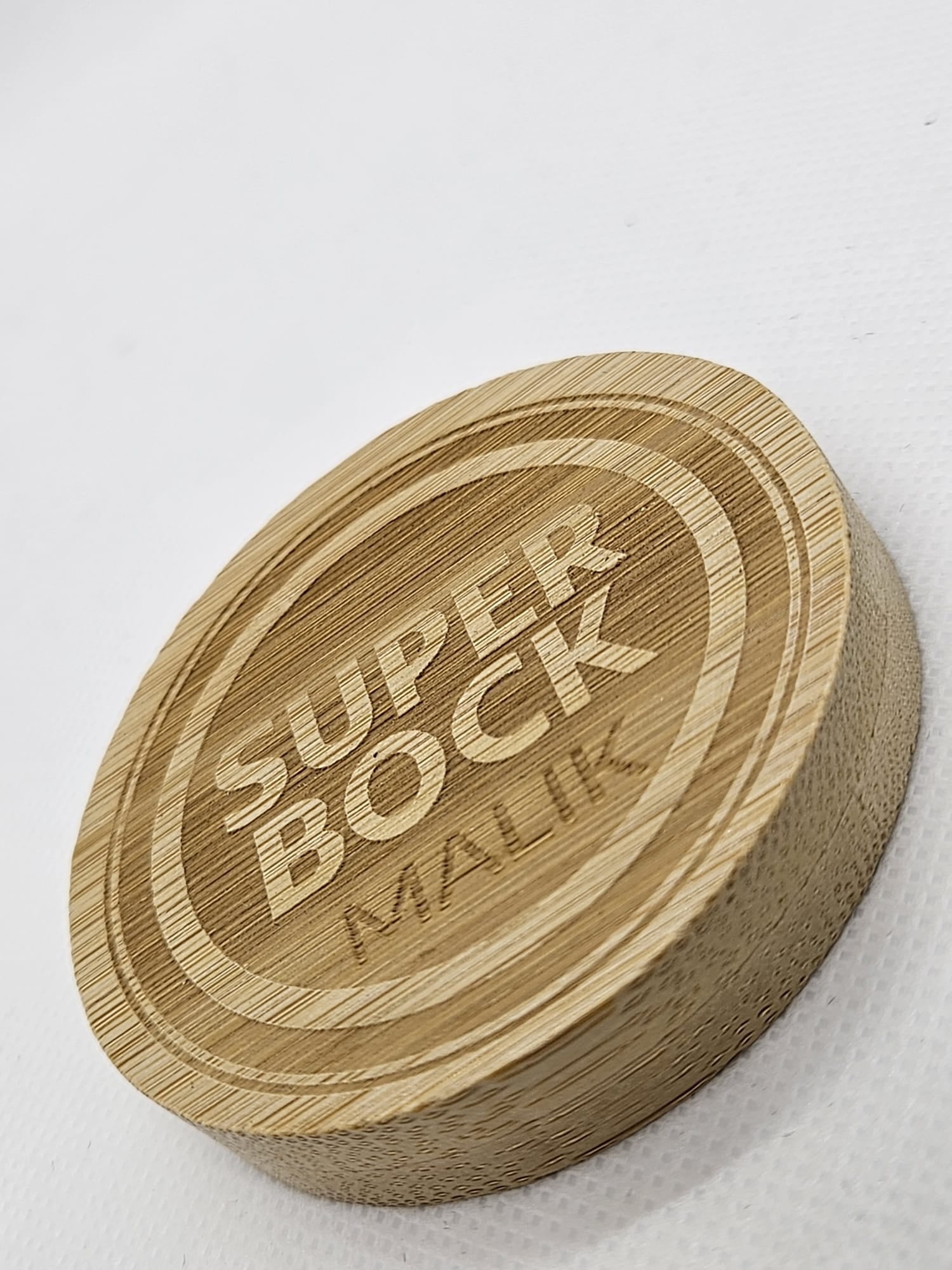 Round bottle opener