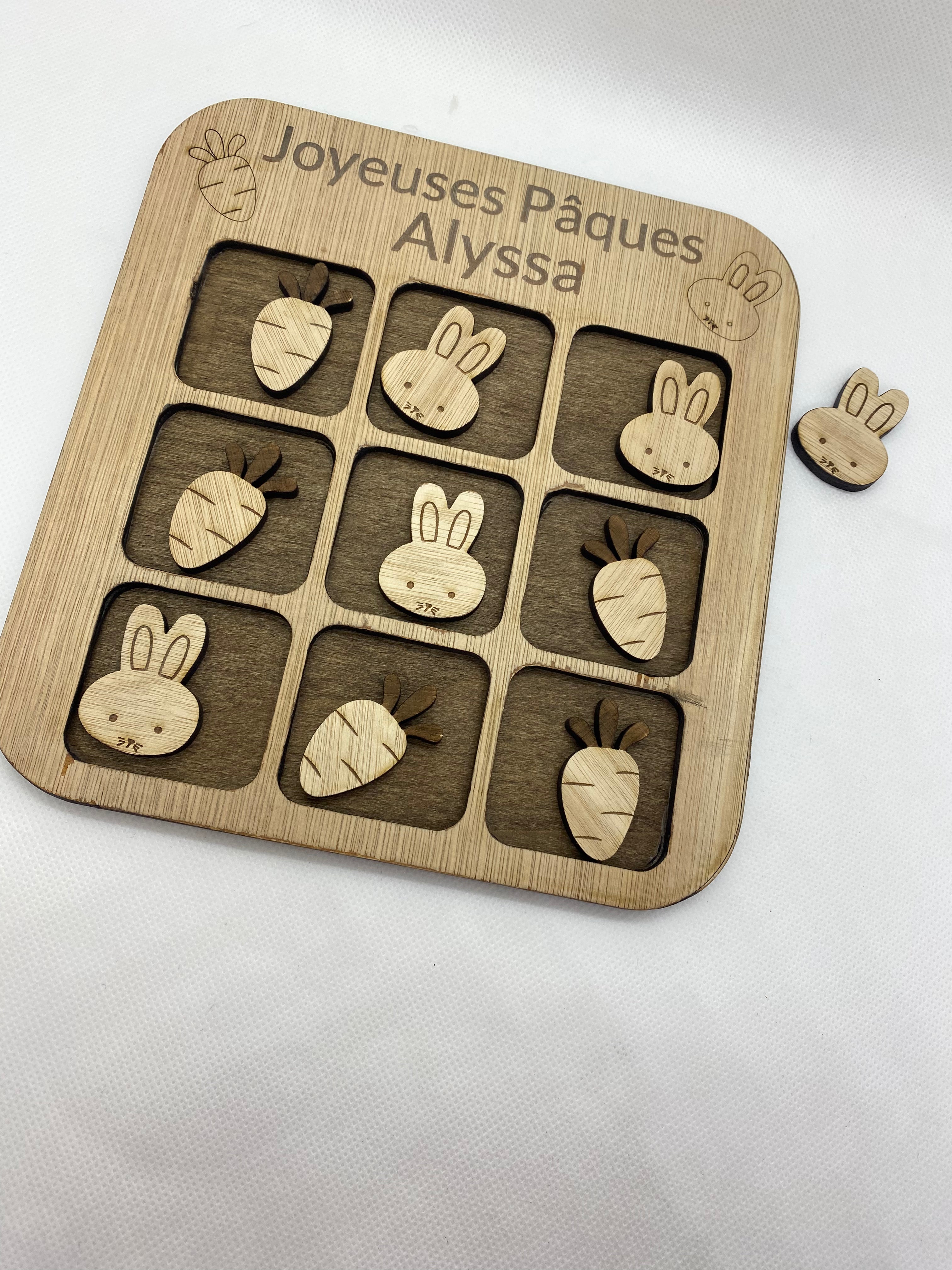 Morpion Pâques